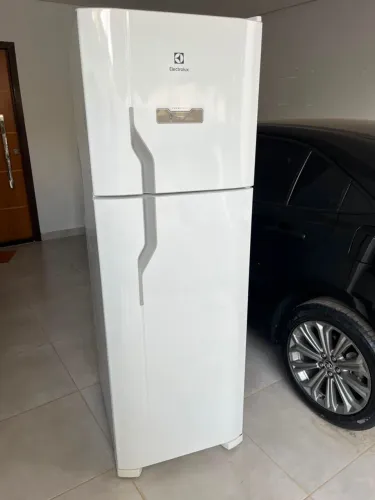 Geladeira eletrolux duplex frost free 