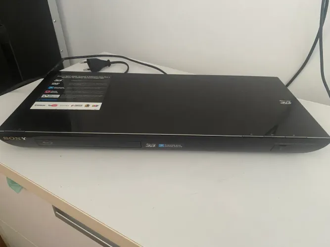 Sony BDP-S590