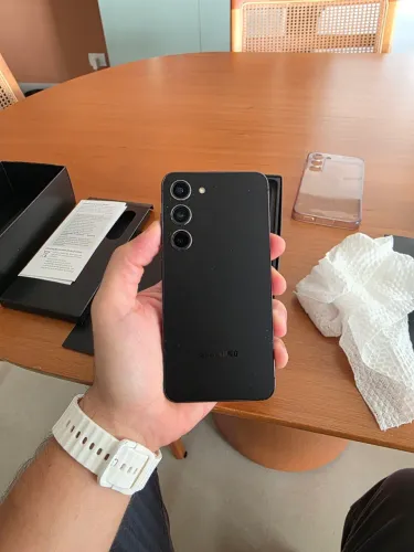 Samsung S23