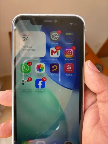 iPhone 11