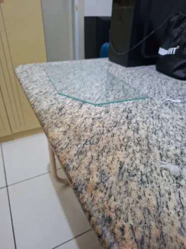Mesa de mármore
