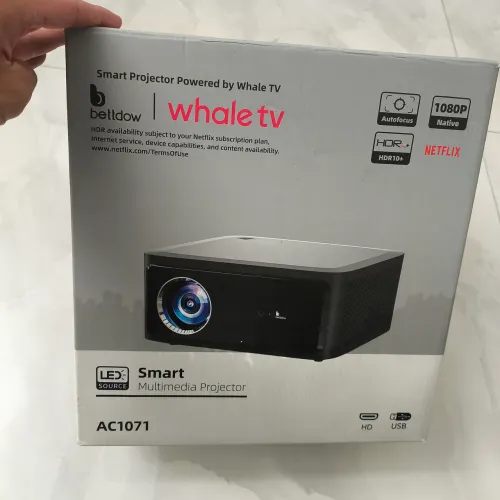 Projetor Smart Bettdow AC1071 Full HD 1080p Nativo - Controle e Cabos