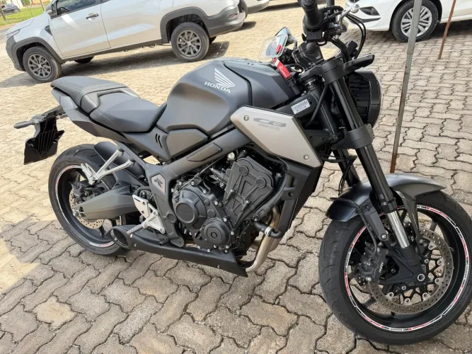 Honda CB 650r 2024