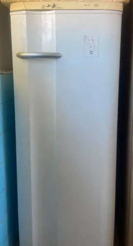 Desapego de geladeira usado