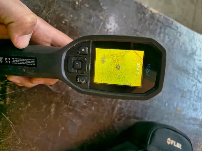 Câmera térmica industrial FLIR TG297