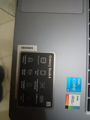 GALAXY BOOK 4