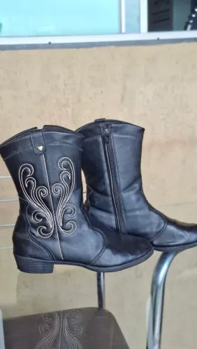 Bota Infantil Número 34