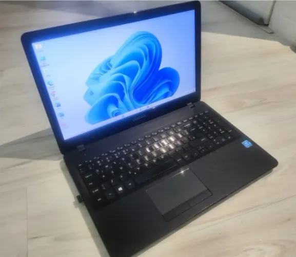 Notebook Samsung Intel Celeron, 8gb Ram, 256gb Ssd, Tela 15.6" Full Hd