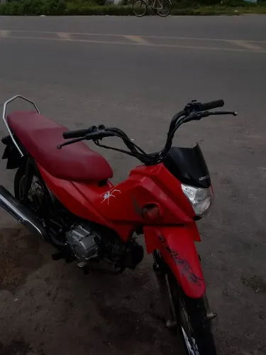 Moto em ótima qualidade 