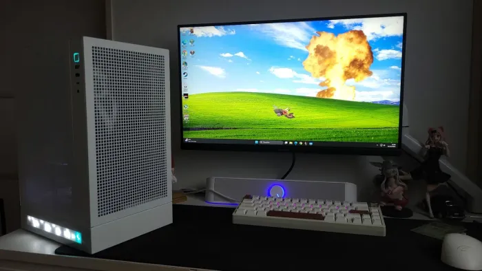 PC gamer mini itx full white