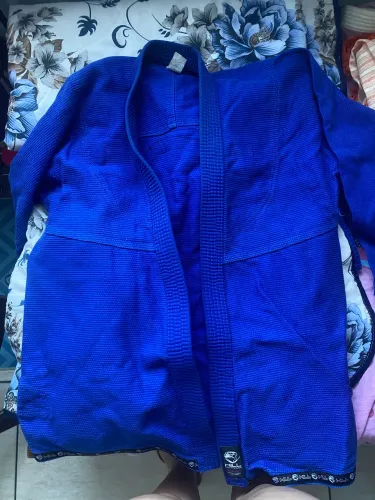 Kimono azul de jiu-jítsu A2