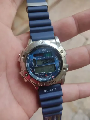 Relógio citizen promaster original funcionando bem 