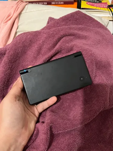 Nintendo DSI com r4
