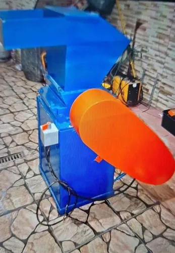 Moinho Moedor Industrial 3CV ? 2 Facas Rotativas