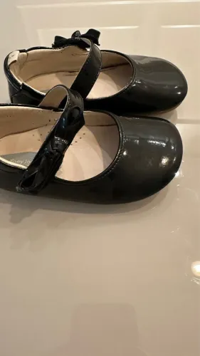 Sapato preto número 21