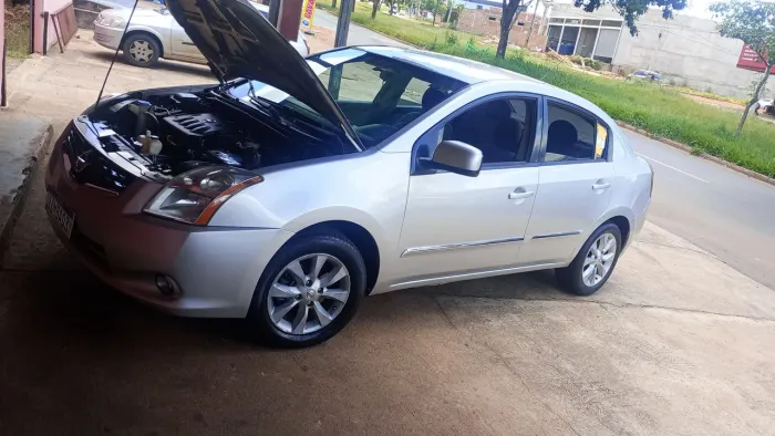 Nissan Sentra S 2.0/ 2.0 Flex Fuel 16V Aut. 2011