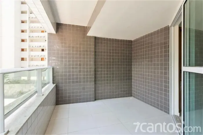 Imóvel para venda tem 143 metros quadrados com 4 quartos em Espinheiro - Recife - PE