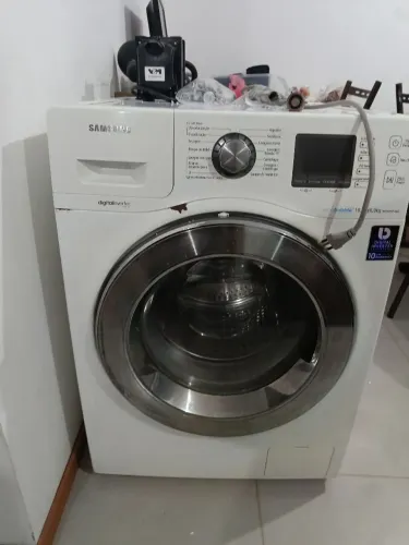 Máquina de Lava e Seca 110 v com transformador.