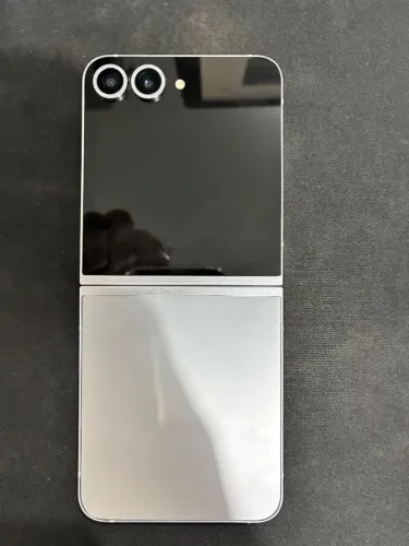 Z Flip 6 (leia descrição)