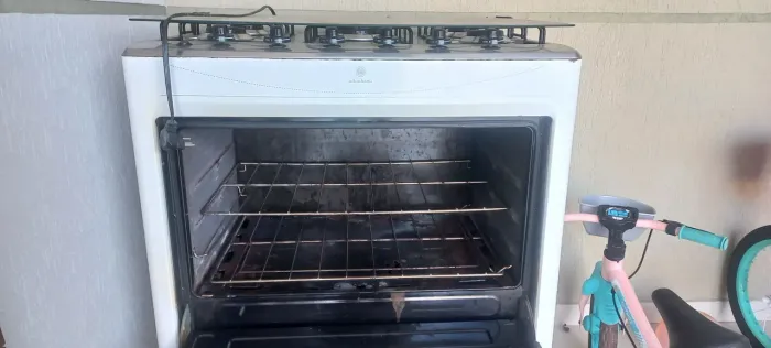 Fogao Electrolux 5 Bocas - usado