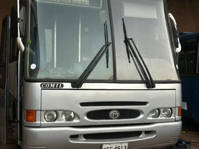 Ônibus micrao ano 2000