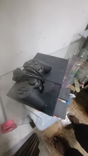 Ps2 com 1 controle acompanha cabo de força porém não acompanha cabo de imagem