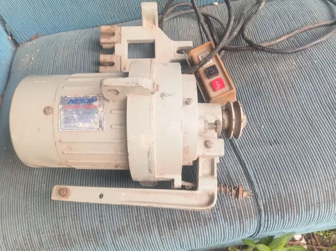 Motor de máquina de costura industrial