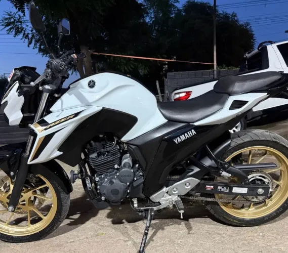 Yamaha Fazer Fz15 150 Connected Flex 2025