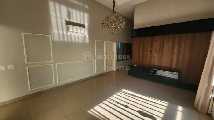 Condomínio Village Damha III - Casa com 03 suítes espaçosas para Locação