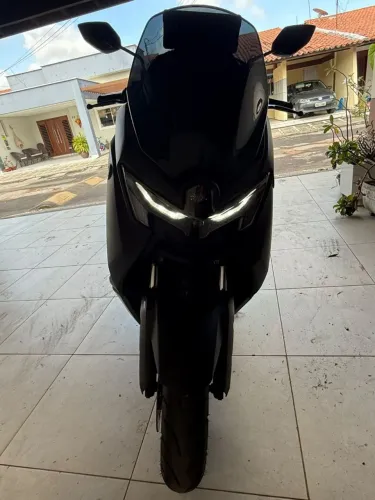 NMAX 160 2025 ( VALOR 20 MIL )