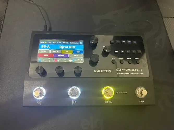 Pedaleira Valeton GP-200LT Completa - Seminovo, Sem Marcas de Uso