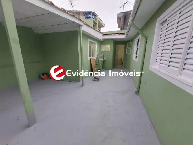 Prédio à venda em Vila Scarpelli, Santo André (SP) 195 m² de área interna, terreno de 250
