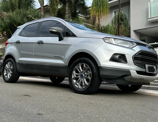 Ford Ecosport Freestyle 1.6 16V Flex 5P 2015