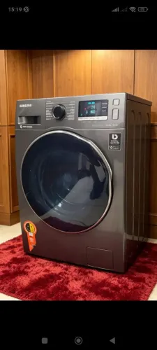 Lava e seca Samsung 11k semi nova