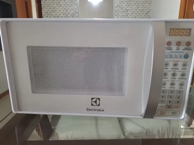 Microondas Electrolux MTO30 - Com defeito!