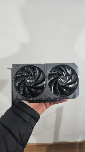 Placa de Vídeo MSI RTX 5060 8G SHADOW 2X OC Geforce NVIDIA, 8GB GDDR7, 128 bits, 2535 MHz