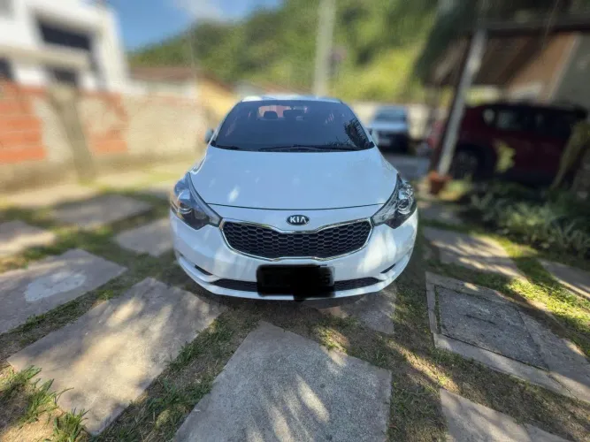 Kia Motors Cerato 1.6 16V Flex Aut. 2014
