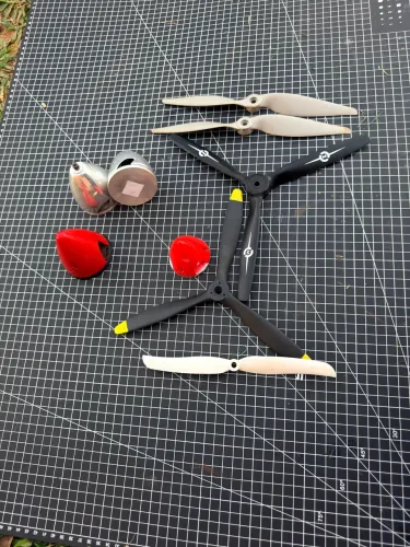 LOTE HÉLICES + SPINNERS