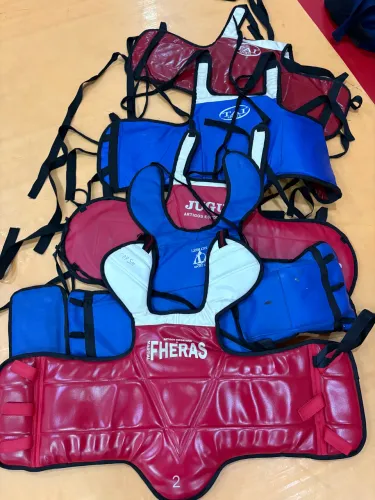 Colete esportivo karatê/muay thai/kickboxing