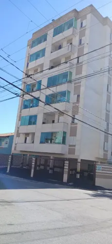 Excelente Apartamento, 03 dormitórios sendo 01 suite com armários e ar condicionado, sacad