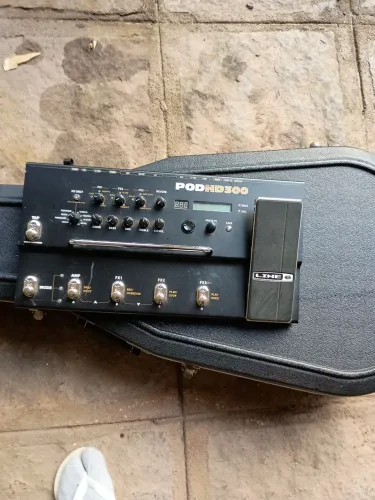 Pedal de guitarra POD HD 300
