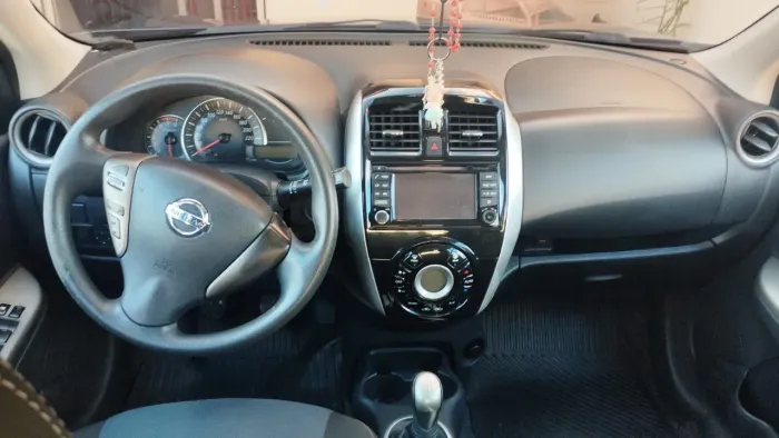 Nissan March SL 1.6 16V Flex Fuel 5P 2016