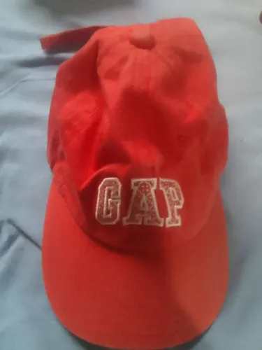 Vendo boné Gap original 