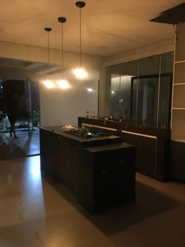 VENDO Casa na rua Rodobello 1 - 3 quartos/ Piscina/ cozinha planejada.