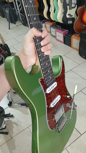 Guitarra Seizi Katana musashi