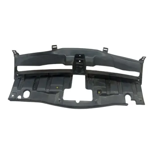 Guia (Acabamento) da Grade Parachoque Dianteiro Suzuki Grand Vitara 4wd 2.0 2012 - Usado