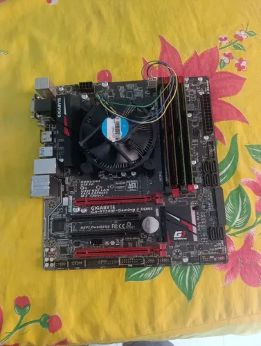 Kit Gamer processador core i3,24gb de memória Ram top de verdade 