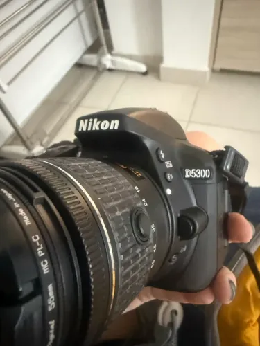 Kit - Câmera nikon 5300 + acessórios