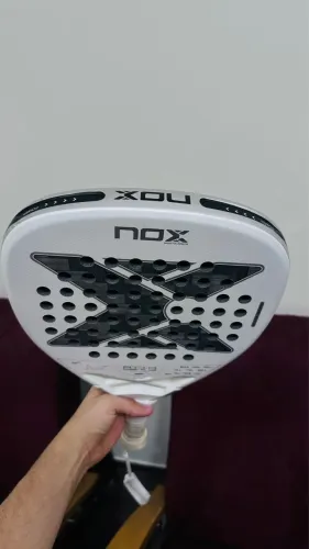 Raquete de Padel NOX AT10 Genius 12K Xtreme Attack 2026