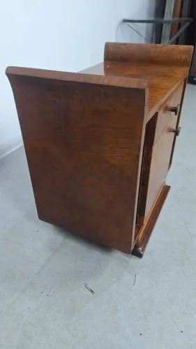 Mesa de cabeceira década de 40/50